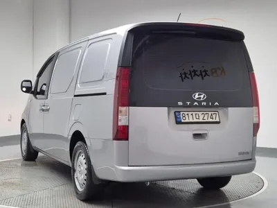 Hyundai Staria 2022, 231000 км, за 8775.92 USD