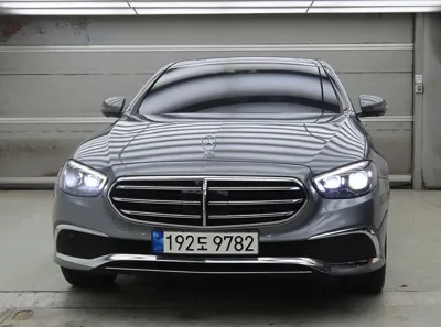 Mercedes-Benz E-Class 2021, 99942 км, за 21737.69 USD