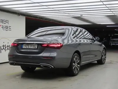 Mercedes-Benz E-Class 2021, 99942 км, за 21737.69 USD