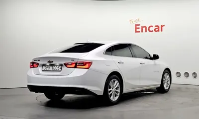 ChevroletGMDaewoo Malibu 2017, 121269 км, за 4951.09 USD