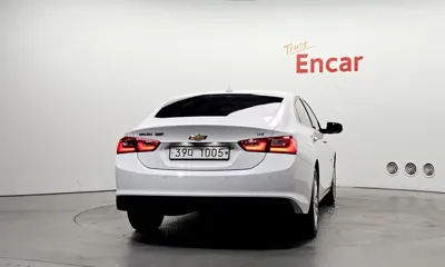 ChevroletGMDaewoo Malibu 2017, 121269 км, за 4951.09 USD
