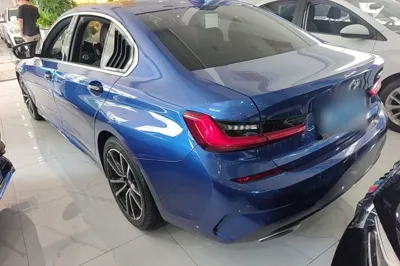 BMW 3 Series 2020, 80200 км, за 22151 USD