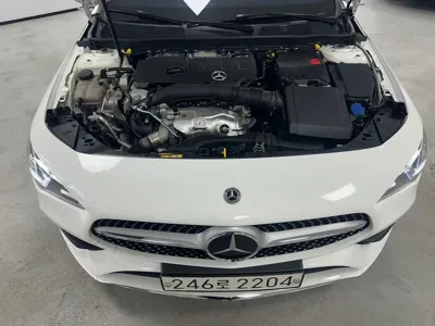 Mercedes-Benz CLA-Class 2023, 32990 км, за 25768.08 USD - фото 6