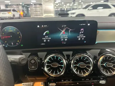 Mercedes-Benz CLA-Class 2023, 32990 км, за 25768.08 USD - фото 16