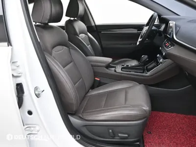 Hyundai Grandeur 2018, 45877 км, за 11093.61 USD - фото 10