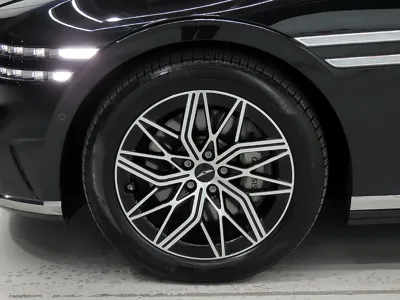 Genesis G90 2023, 52815 км, за 46949.26 USD