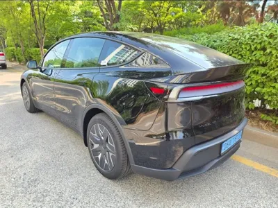 Tesla Model Y 2026, 1 км, за 49166.34 USD