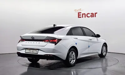 Hyundai Avante 2021, 104457 км, за 8933.77 USD