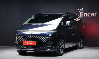 Hyundai Staria · 2022 год