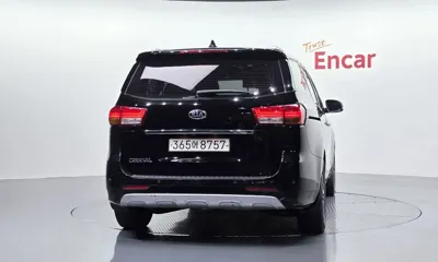 Kia Canival 2018, 159778 км, за 5244.85 USD