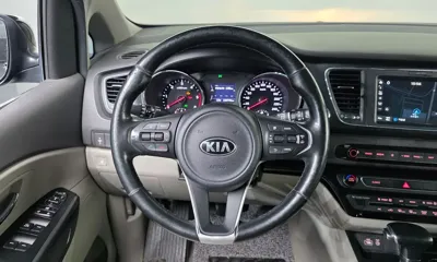Kia Canival 2018, 159778 км, за 5244.85 USD - фото 13