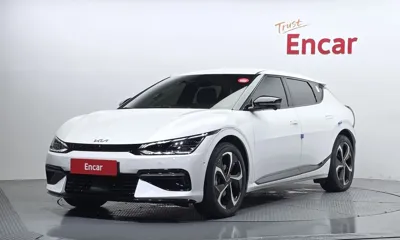 Kia EV6 · 2023 год