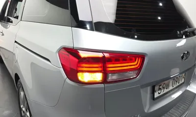 Kia Canival 2016, 119582 км, за 6500.68 USD - фото 23