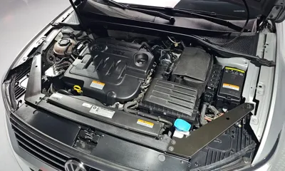 Volkswagen Passat 2018, 48714 км, за 11916.39 USD - фото 6