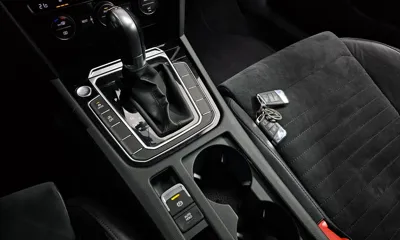 Volkswagen Passat 2018, 48714 км, за 11916.39 USD - фото 9