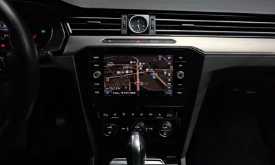 Volkswagen Passat 2018, 48714 км, за 11916.39 USD - фото 13