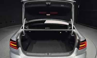 Volkswagen Passat 2018, 48714 км, за 11916.39 USD - фото 19