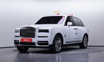 Rolls-Royce Cullinan · 2024 год