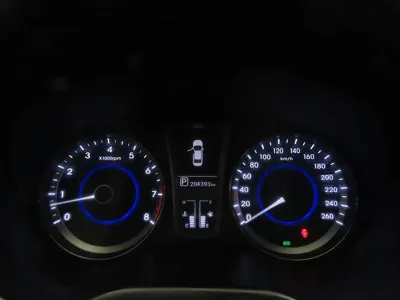 Hyundai Grandeur 2012, 204378 км, за 2231.85 USD - фото 9