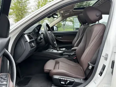 BMW 3 Series 2019, 95000 км, за 13507.68 USD