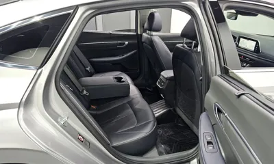 Hyundai Sonata 2021, 38157 км, за 15628.67 USD - фото 11