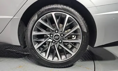 Hyundai Sonata 2021, 38157 км, за 15628.67 USD - фото 21