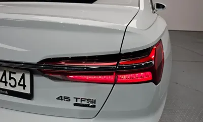 Audi A6 2023, 19110 км, за 29641.71 USD - фото 24