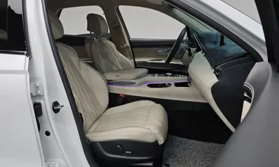 Genesis GV70 2023, 46855 км, за 27887.92 USD - фото 12