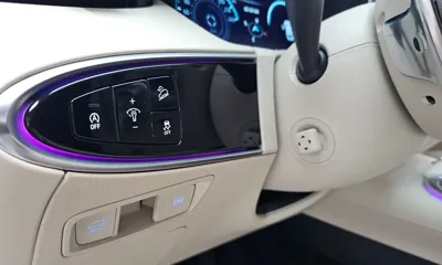 Genesis GV70 2023, 46855 км, за 27887.92 USD - фото 27
