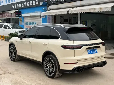Porsche Cayenne 2017, 139000 км, за 23513.38 USD