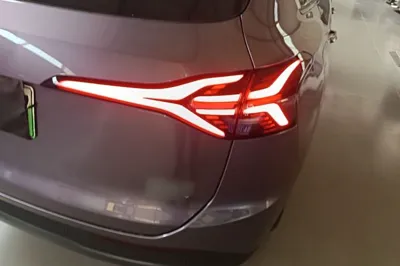 Hongqi HS6 PHEV 2026, 11000 км, за 22965 USD - фото 9