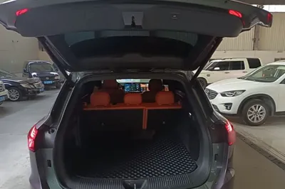 Hongqi HS6 PHEV 2026, 11000 км, за 22965 USD - фото 22