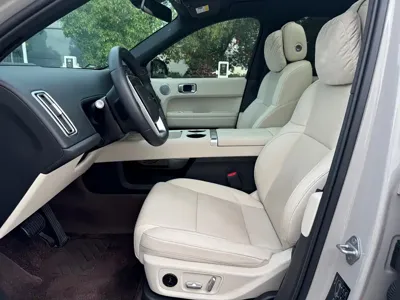 Li Auto Li L6 2024, 38000 км, за 25941.25 USD