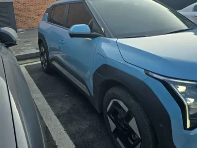 Kia EV3 2026, 33000 км, за 16290.7 USD