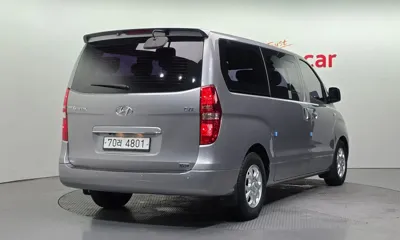Hyundai Starex 2011, 107685 км, за 5883.13 USD