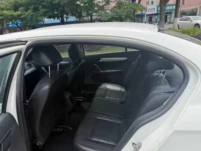 Volkswagen Lavida 2014, 164000 км, за 2766.28 USD