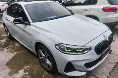BMW 1 Series 2021, 60100 км, за 12234 USD