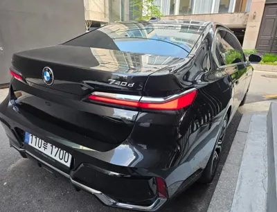 BMW 7-Series 2025, 13500 км, за 77163.48 USD