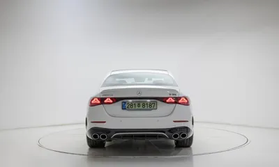 Mercedes-Benz E-Class 2026, 607 км, за 80744.9 USD