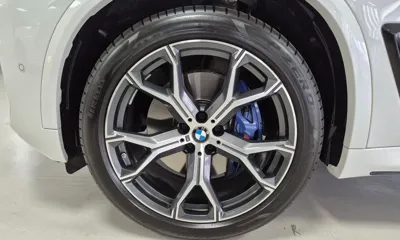 BMW X5 2025, 22555 км, за 69581.2 USD