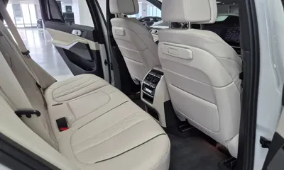 BMW X5 2025, 22555 км, за 69581.2 USD - фото 12