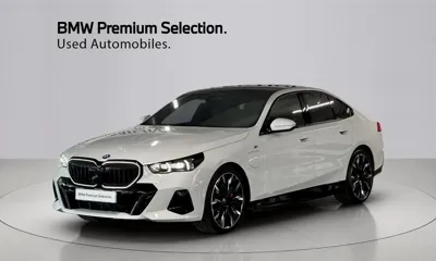 BMW 5-Series · 2025 год