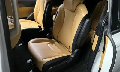 Kia Canival 2023, 49945 км, за 14840.13 USD - фото 11