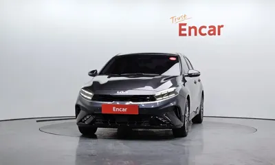 Kia K3 2022, 62850 км, за 10109.02 USD