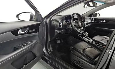 Kia K3 2022, 62850 км, за 10109.02 USD - фото 11
