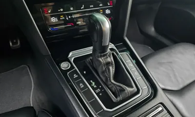 Volkswagen Arteon 2022, 110230 км, за 21703.45 USD - фото 9