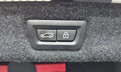 BMW 5-Series 2018, 169109 км, за 11225.63 USD - фото 20
