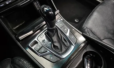 Hyundai Grandeur 2015, 166010 км, за 4298.01 USD - фото 9