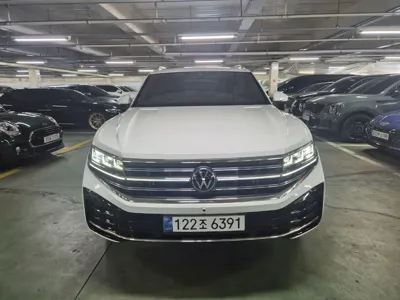 Volkswagen Touareg · 2026 год