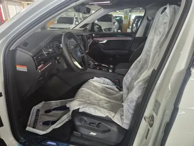 Volkswagen Touareg 2026, 19 км, за 68268.35 USD - фото 7